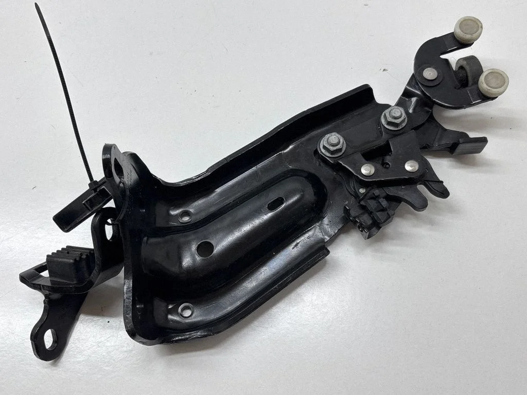 Sliding door lower roller guide/hinge 7N0843397D