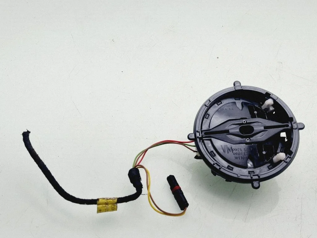Esiukse välispeegli osa – BMW 1-seeria F20 F21 (2011-2019)
