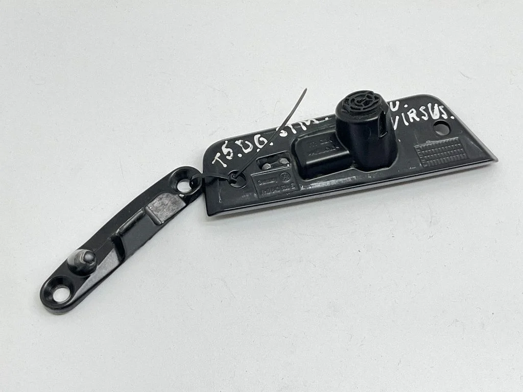 Sliding door check strap stopper 7H0843638E