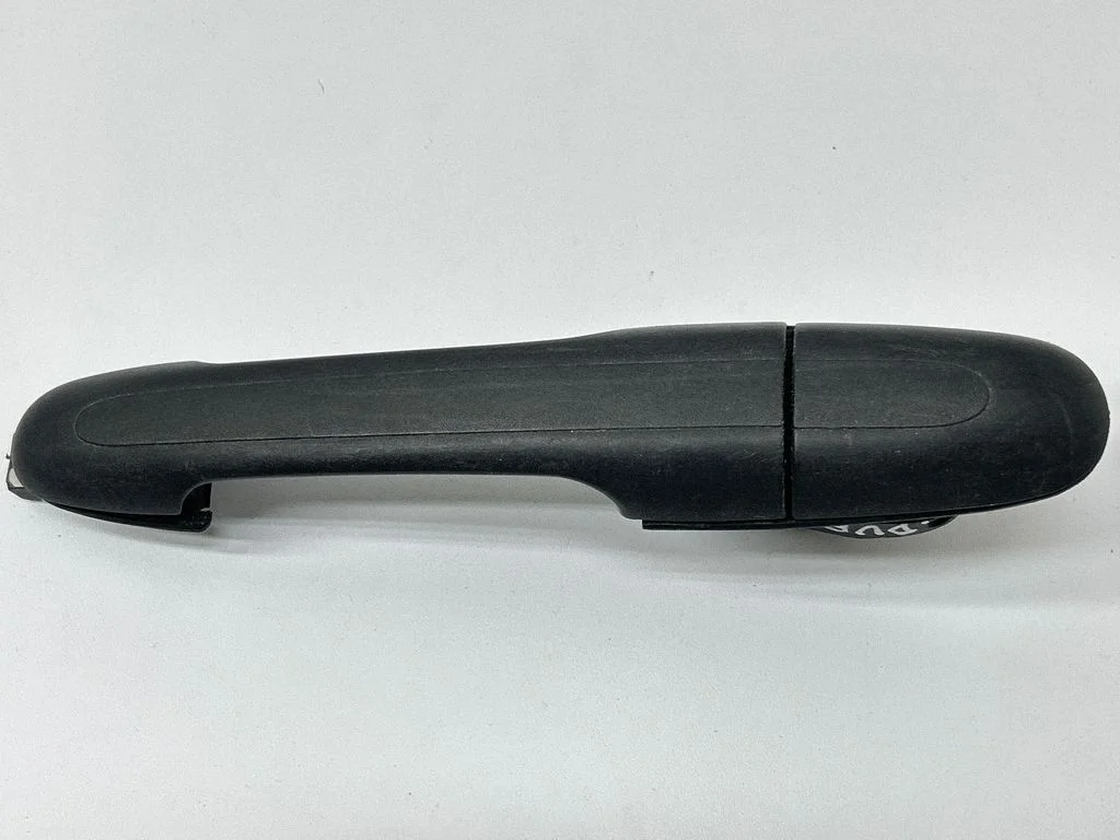Liugukse välimine käepide A000760