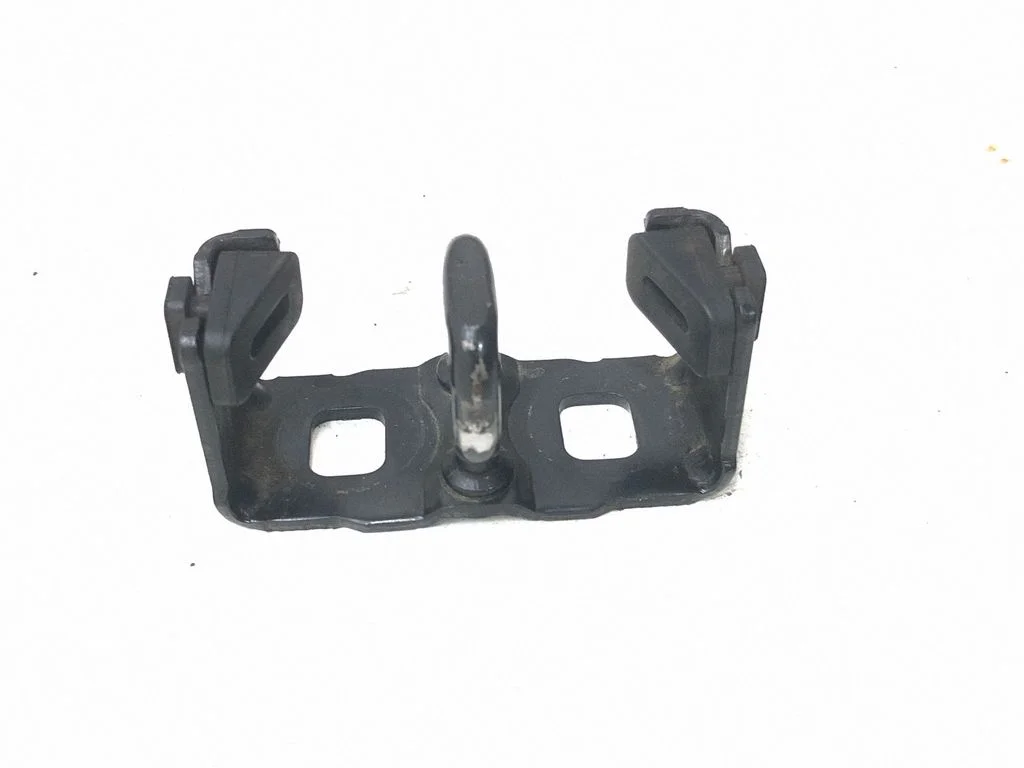 Loading door lock loop/hook striker 40207170