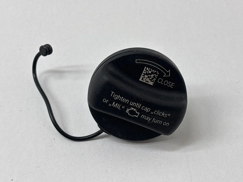 Fuel tank cap 7482903