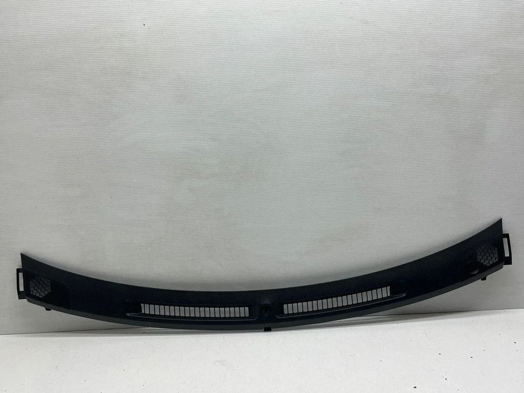 Dashboard air vent grill cover trim 683104CC0A