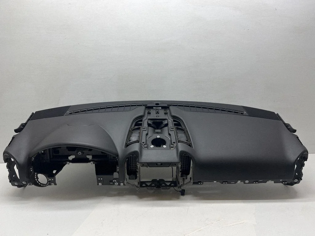 Dashboard 7P5857003