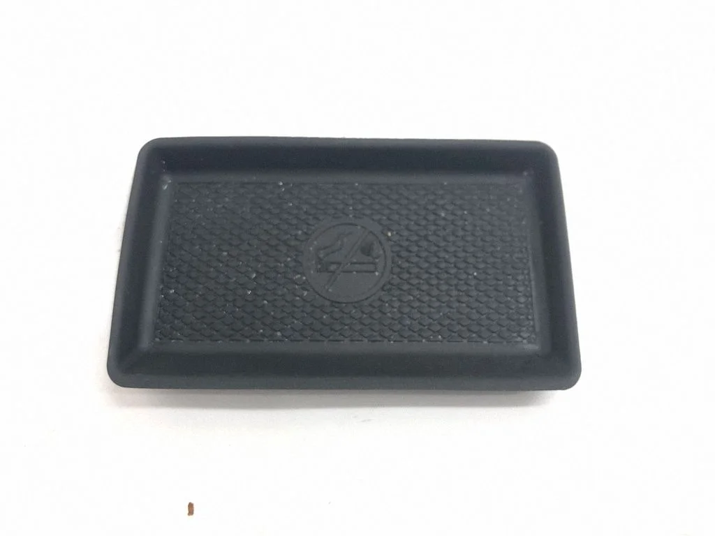 Panel drawer/shelf pad – Mercedes-Benz C-Class AMG W204 (2007-2014)