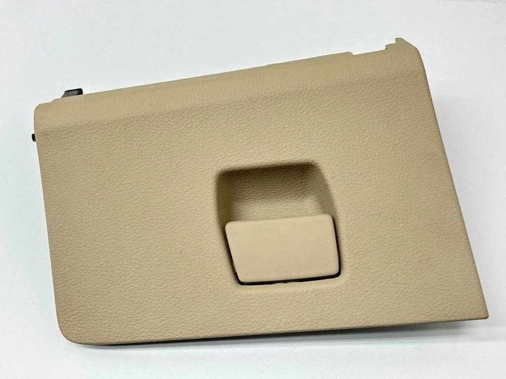 Glove box lid/cover
