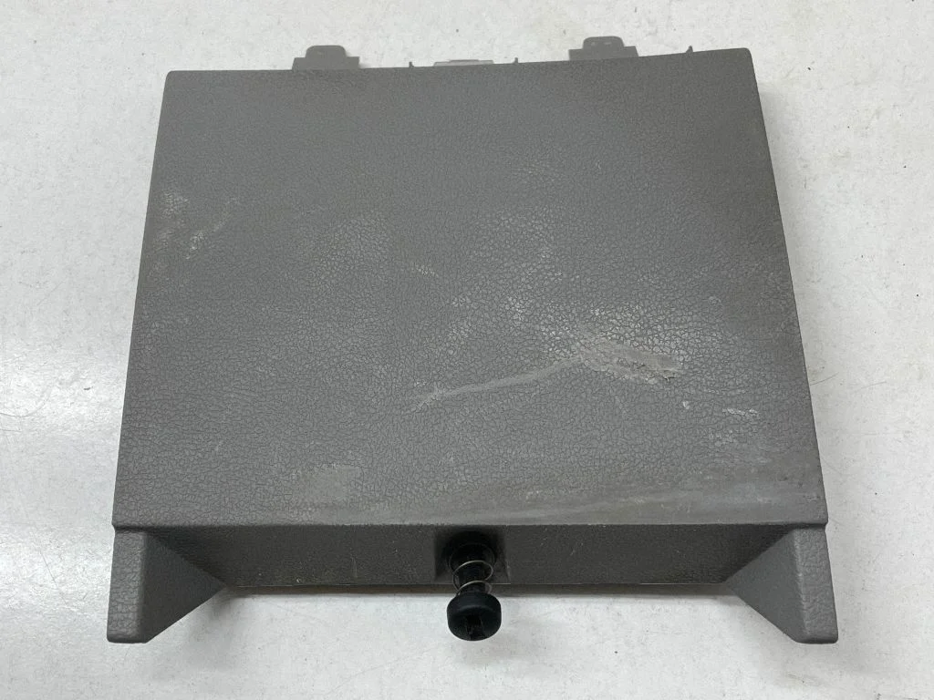 Glove box lid/cover 7H2857151C