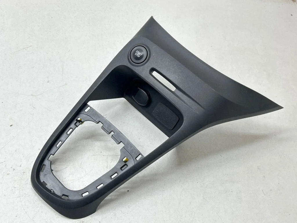 Gear shifter surround trim plastic 969129343R – Renault Captur (2013-2020)