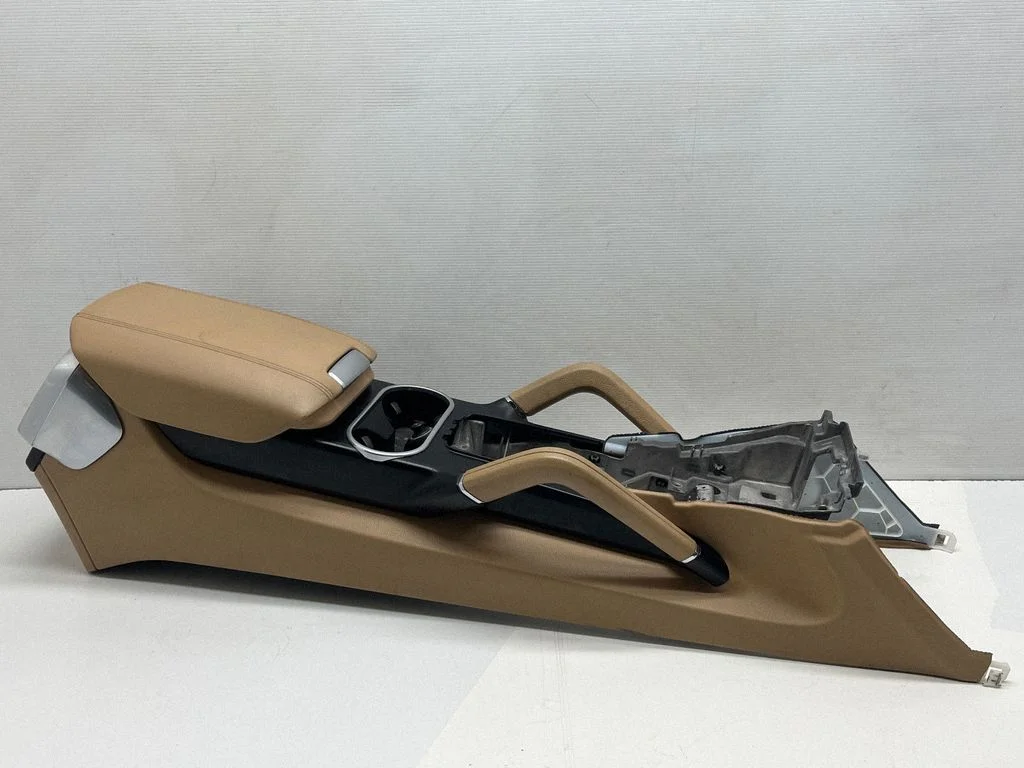 Center console 3005368100