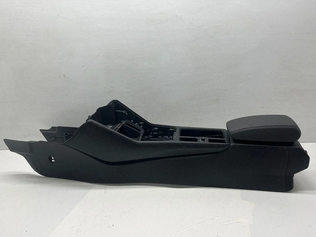 Center console 83B863241
