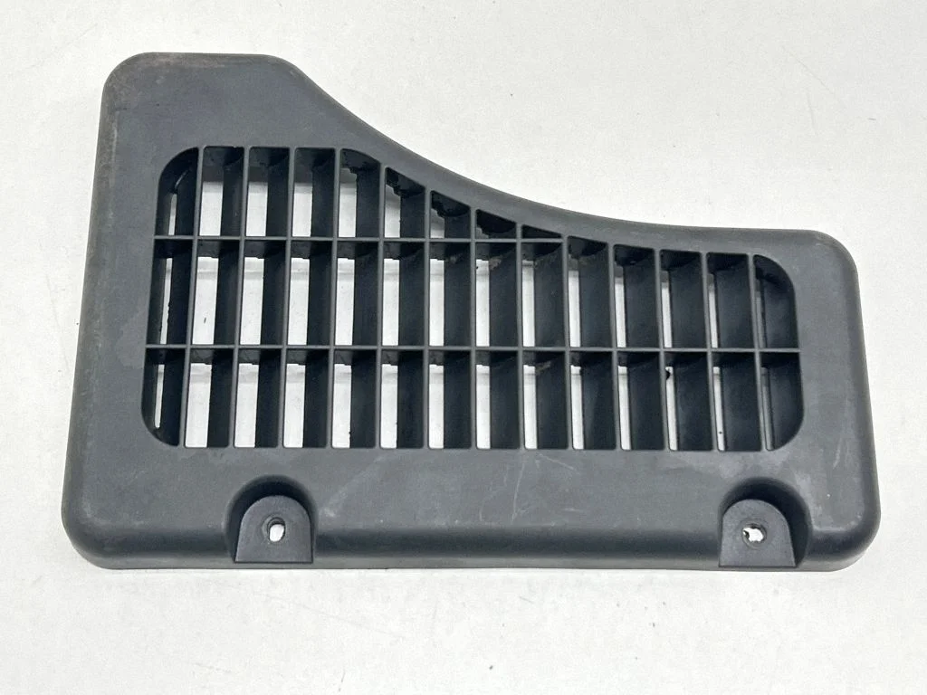 Rear air vent grill 84949JX00A