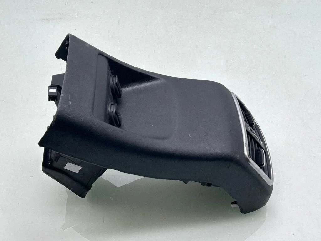 Tagumine õhutusrest – KIA Sportage (2016-2021)