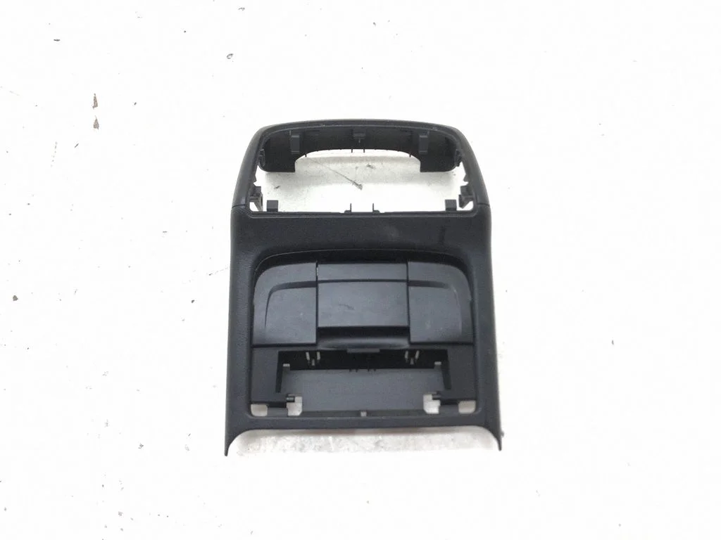 Ashtray trim (rear) – Audi A5 Sportback 8TA (2009-2016)