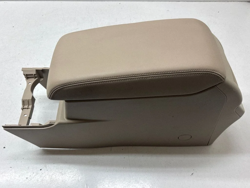 Armrest – Subaru Legacy VII (2019-)