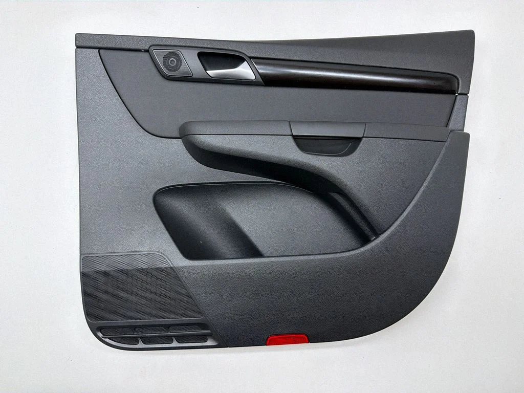 Boczek drzwi przednich – Volkswagen Sharan (2011-)