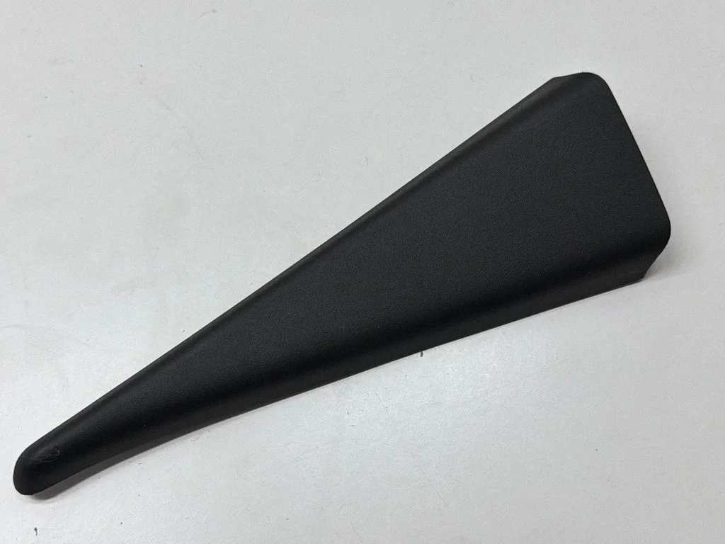 Muu tagumise ukse viimistluse osa 822923WC0A – Nissan Note (E12) (2014-2016)