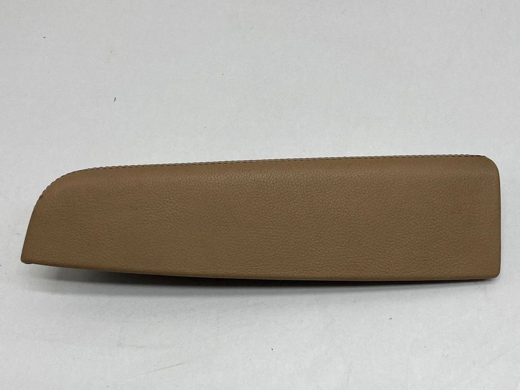 Other rear door trim element 7P5867374