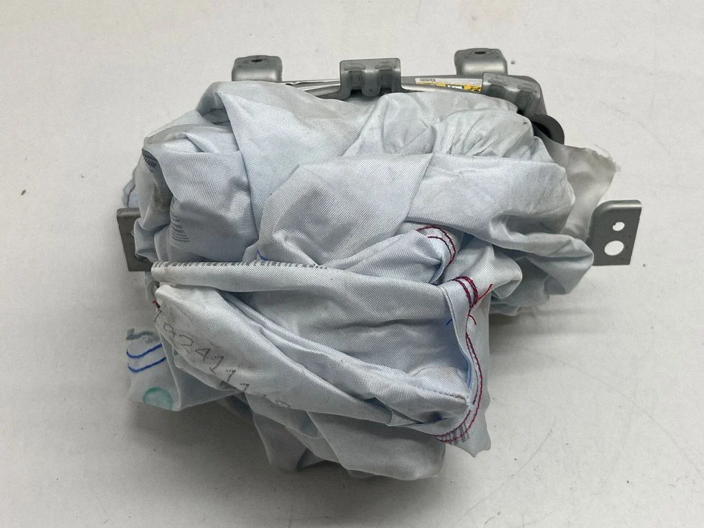 Passenger airbag 638164202A