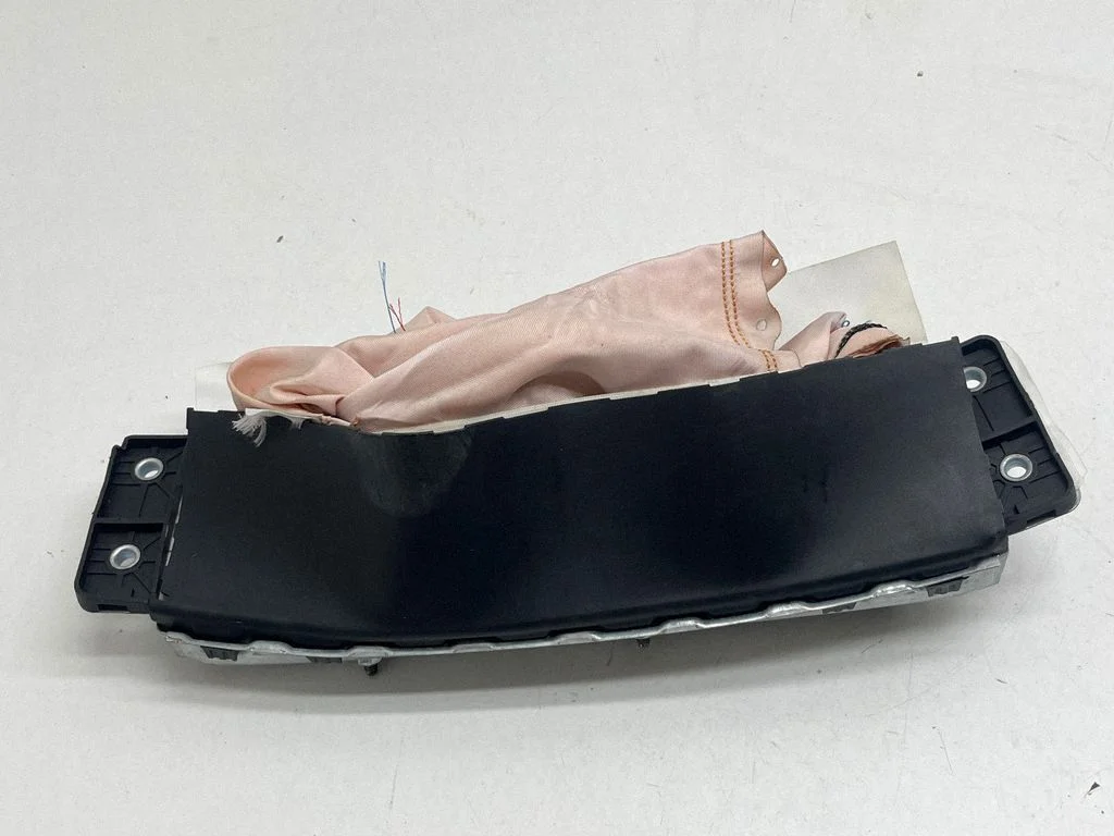 Knee airbag P031351334