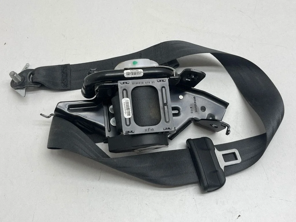 Tagumine turvavöö R3223278