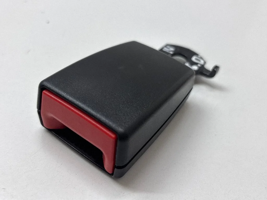 Rear seatbelt buckle – Porsche Panamera (970) (2009-2017)