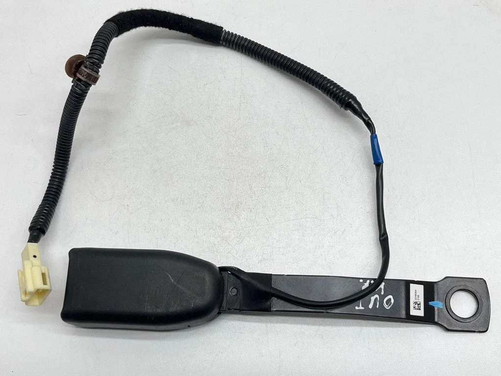 Priekšējās drošības jostas sprādze NSB1093