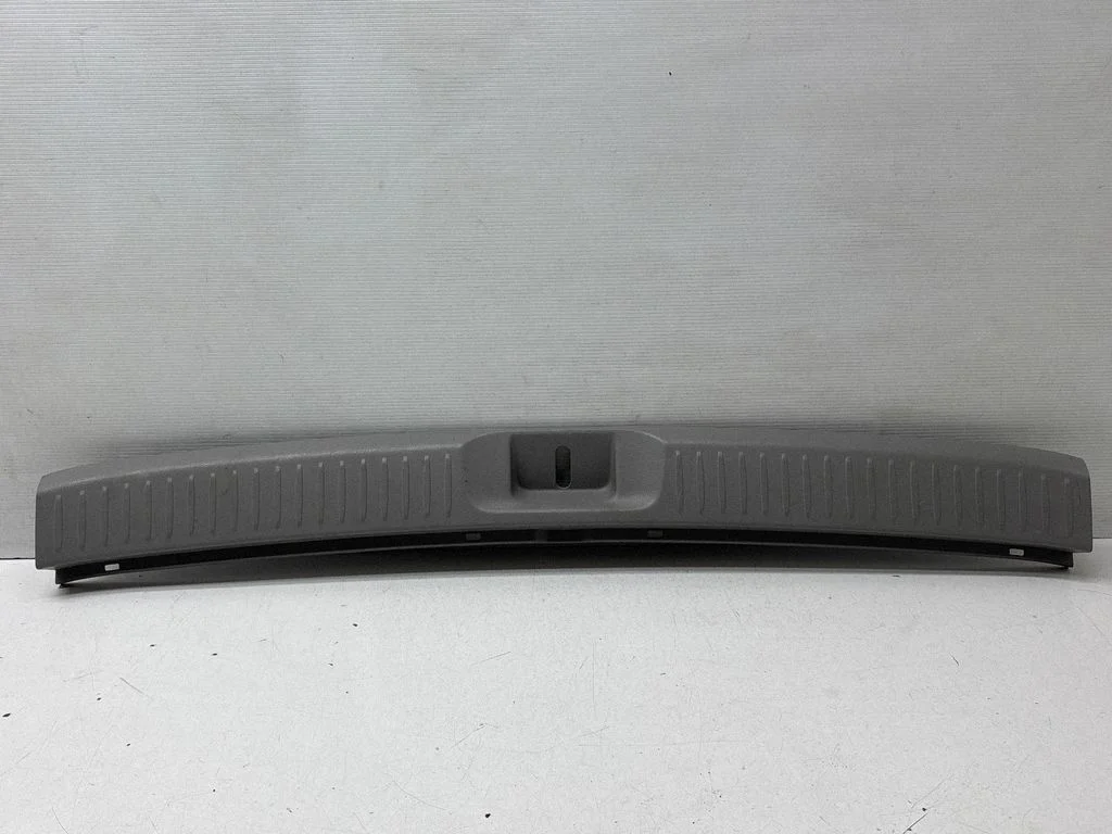 Trunk/boot sill cover protection 583870E050