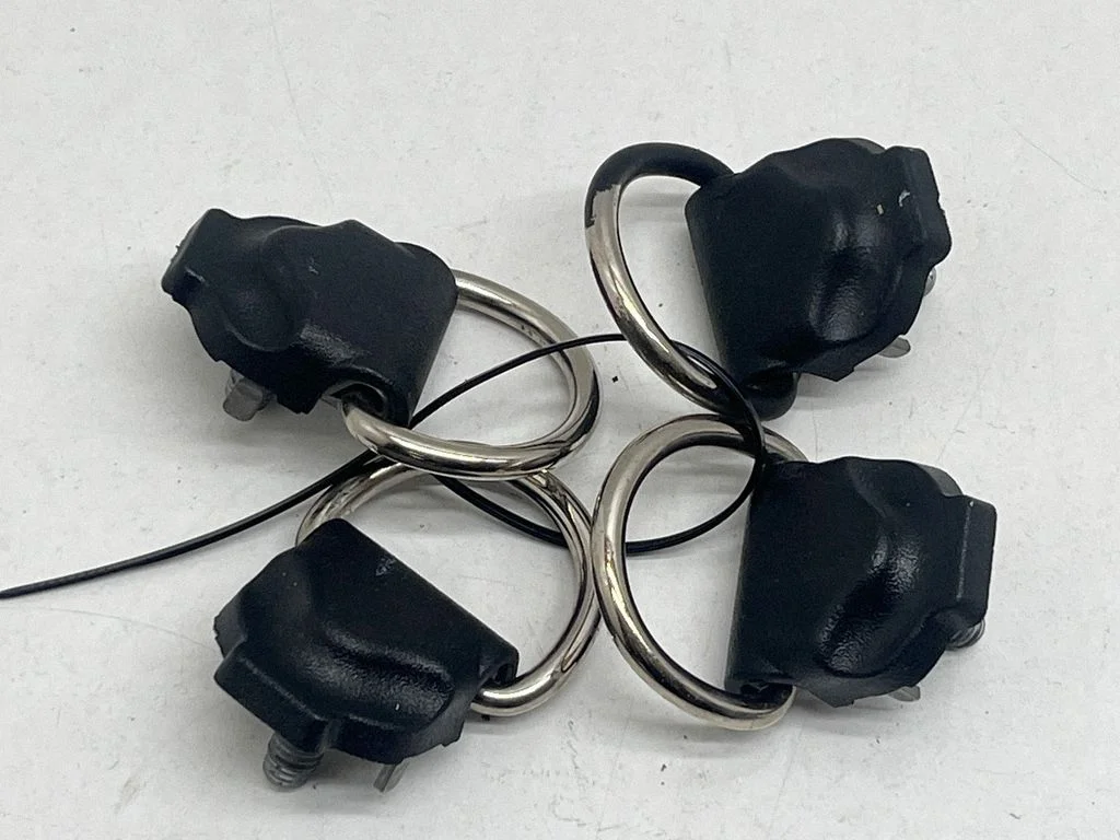 Tie down hook / loop