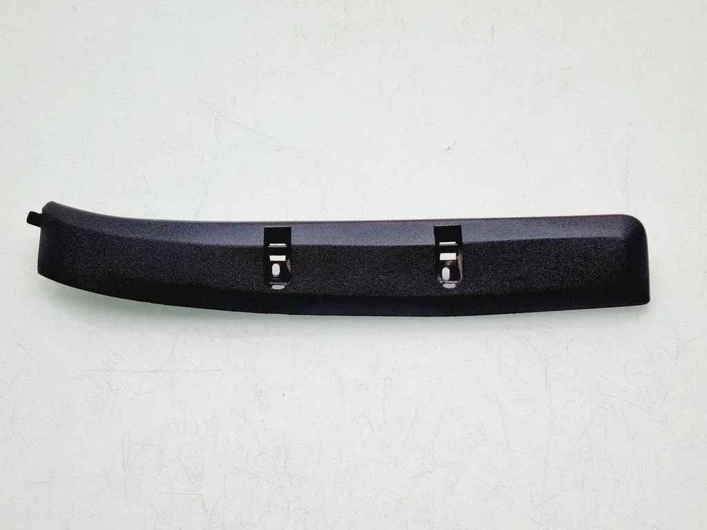 Tailgate/trunk side cover trim 7L6971341AA
