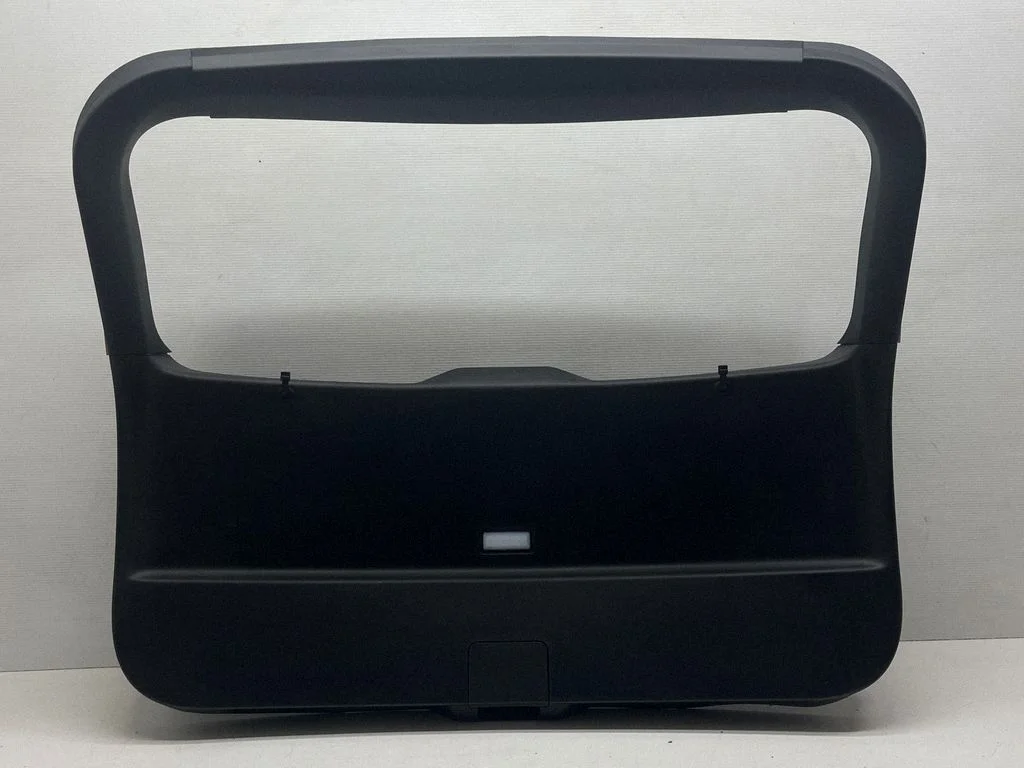 Bagāžnieka vāka apdare (komplekts) LJ6BS42906