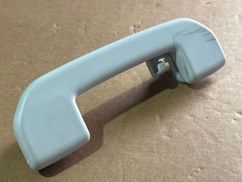 Rear interior roof grab handle S10U