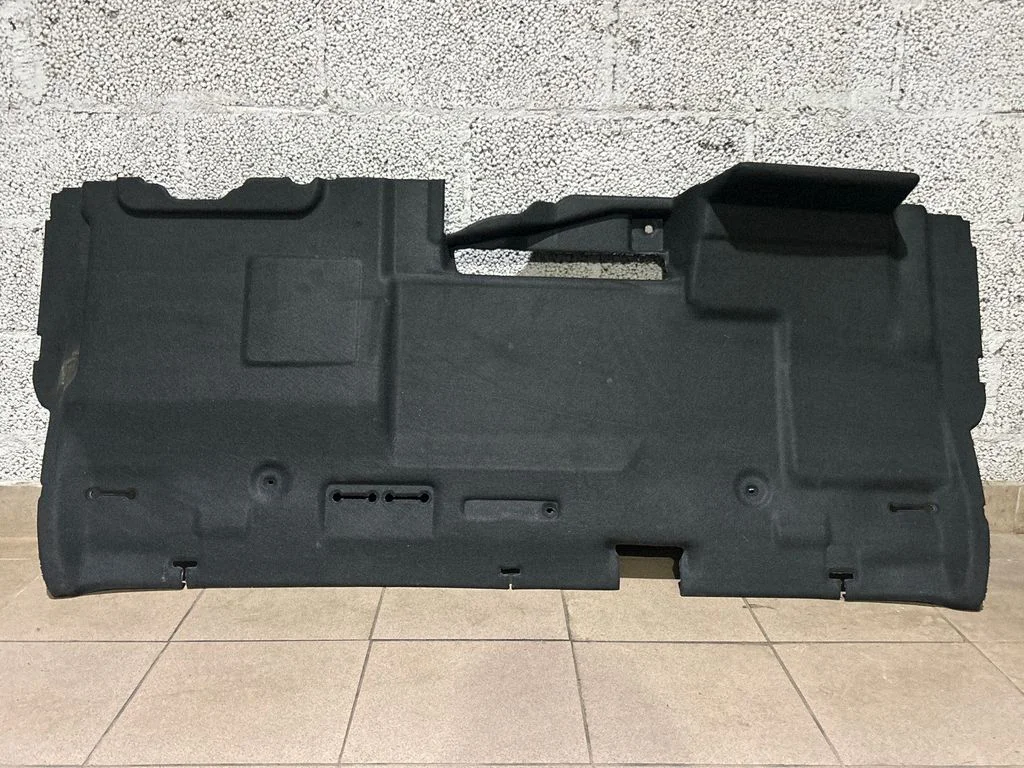 Rear floor carpet liner