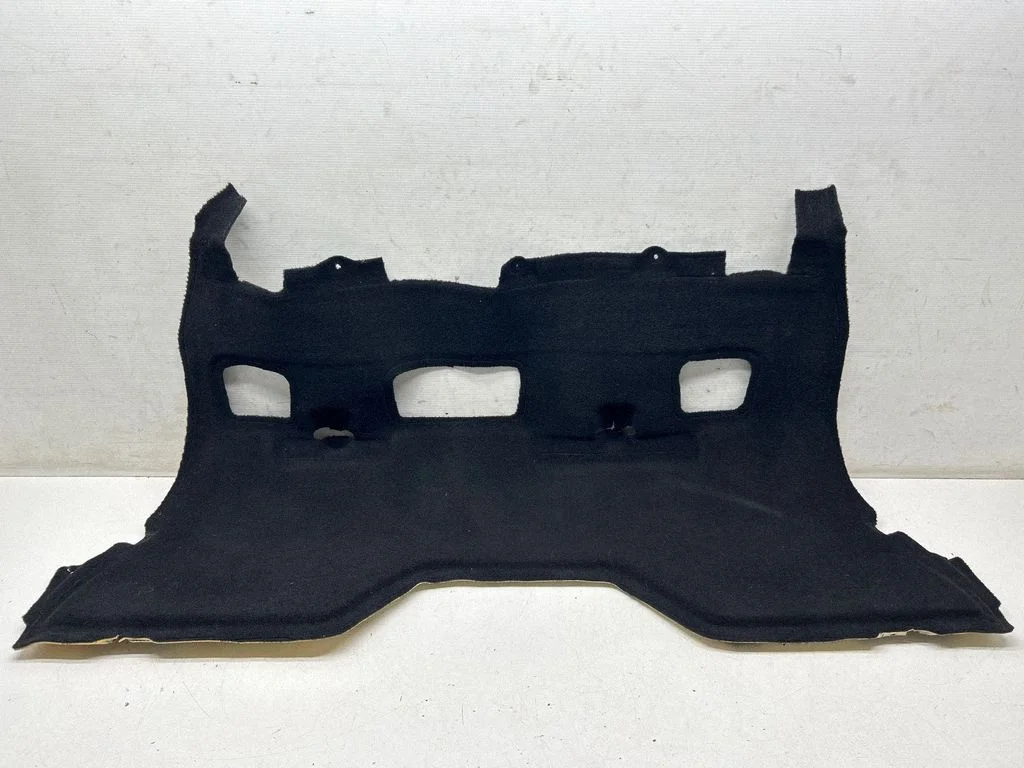 Rear floor carpet liner – Chrysler Pacifica (2017-)