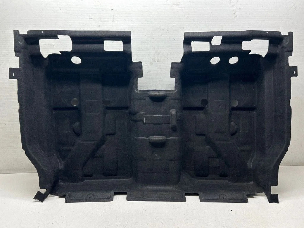 Rear floor carpet liner – Chrysler Pacifica (2017-)