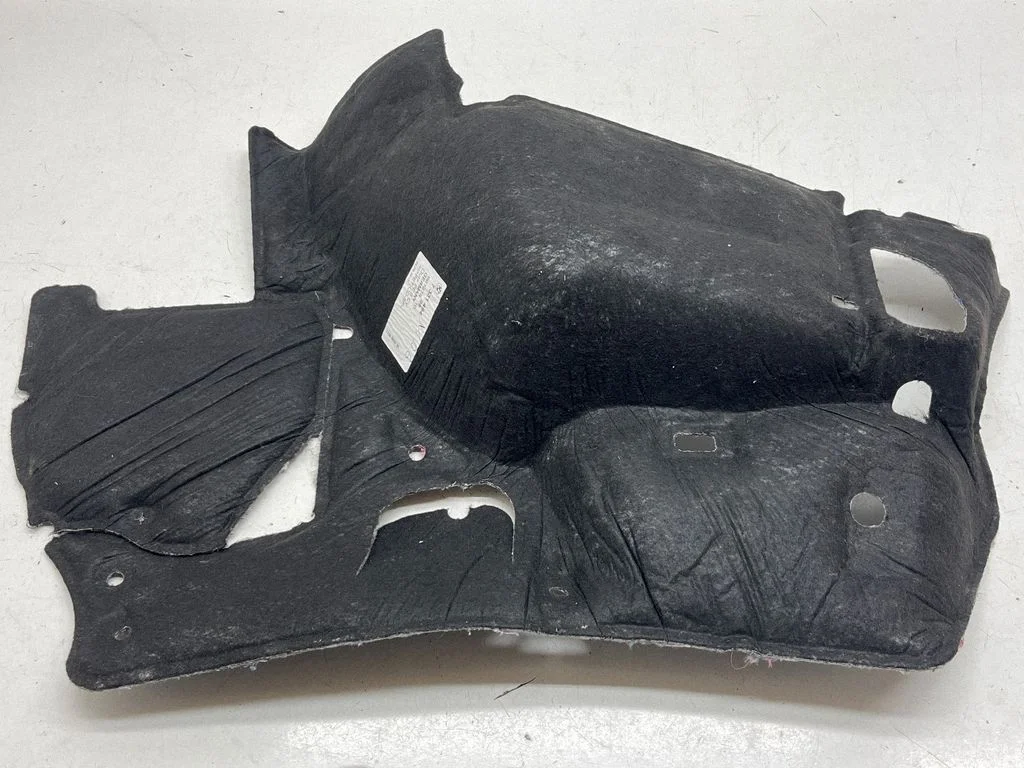 Pagasiruumi heliisolatsioon – BMW X1 F48 F49 (2015-2022)