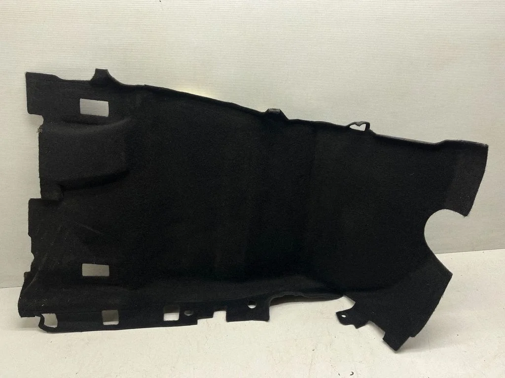 Front floor carpet liner – Tesla Model Y (2020-)