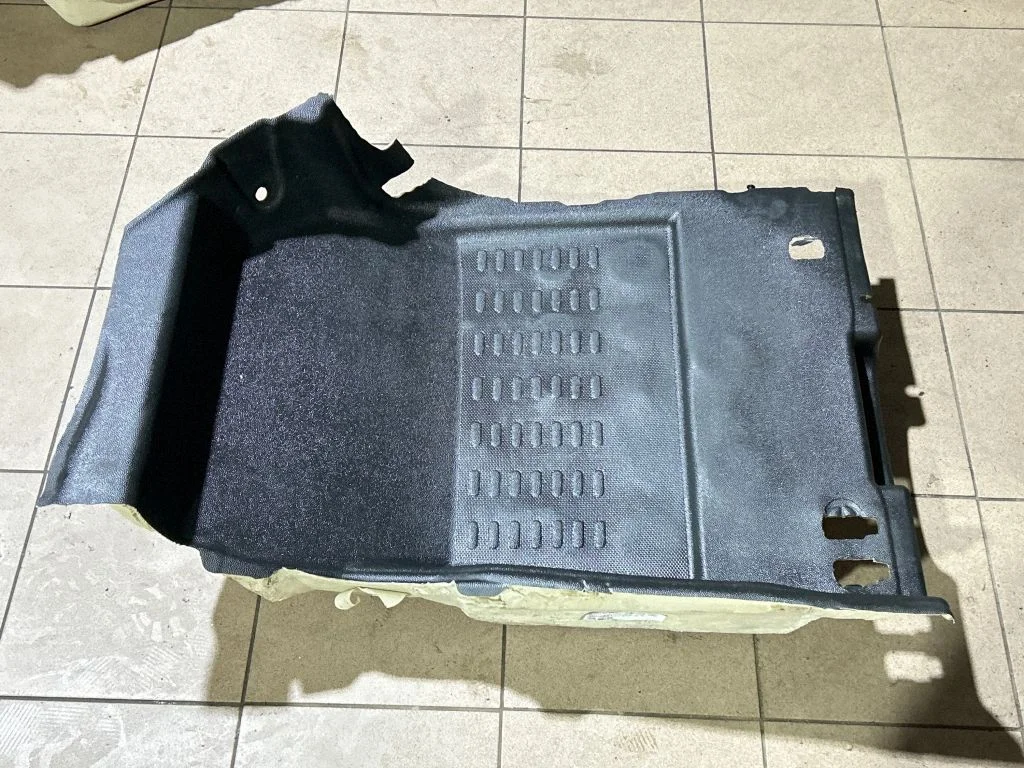 Front floor carpet liner 98230799ZD