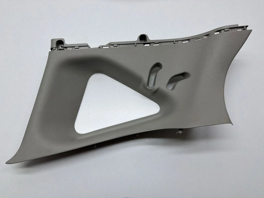 (D) piilari kate (ülemine) 849413VY0A – Nissan Note (E12) (2014-2016)