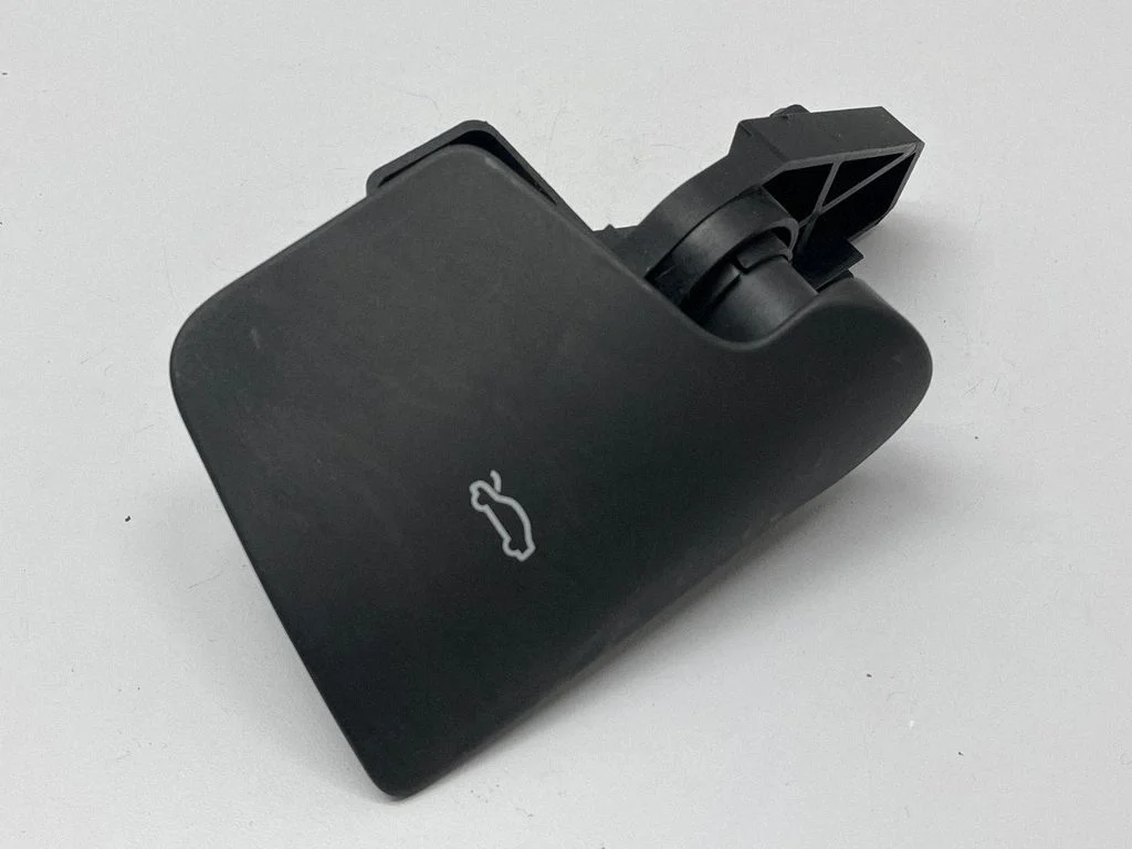 Engine bonnet (hood) release handle 80B823633B