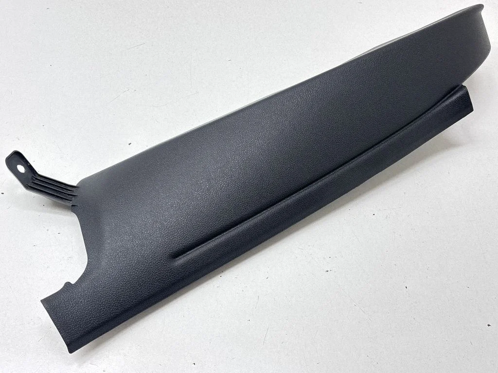 Rear seat side top trim 561867765