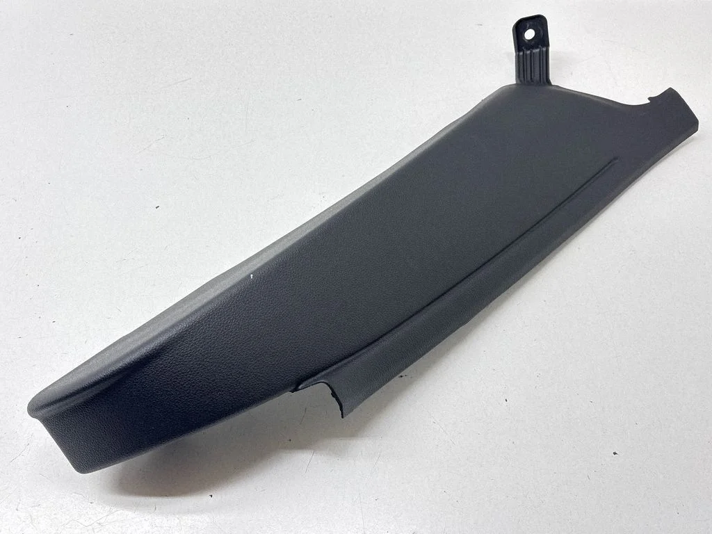 Rear seat side top trim 561867766