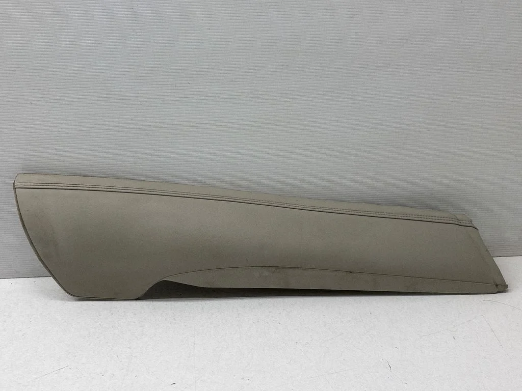 Rear seat side bottom trim 32338447
