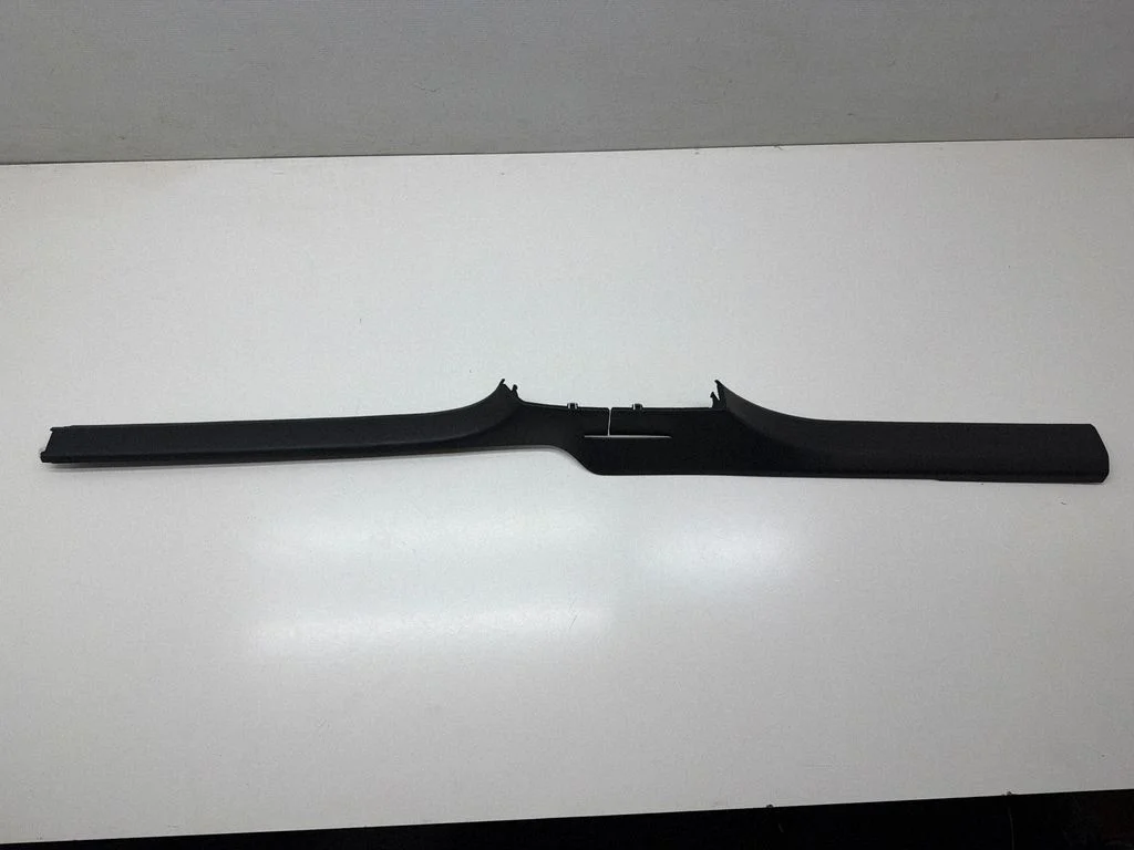 Front sill trim cover 7N0853369