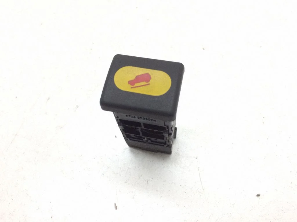 Traction control (ASR) switch YUG102382