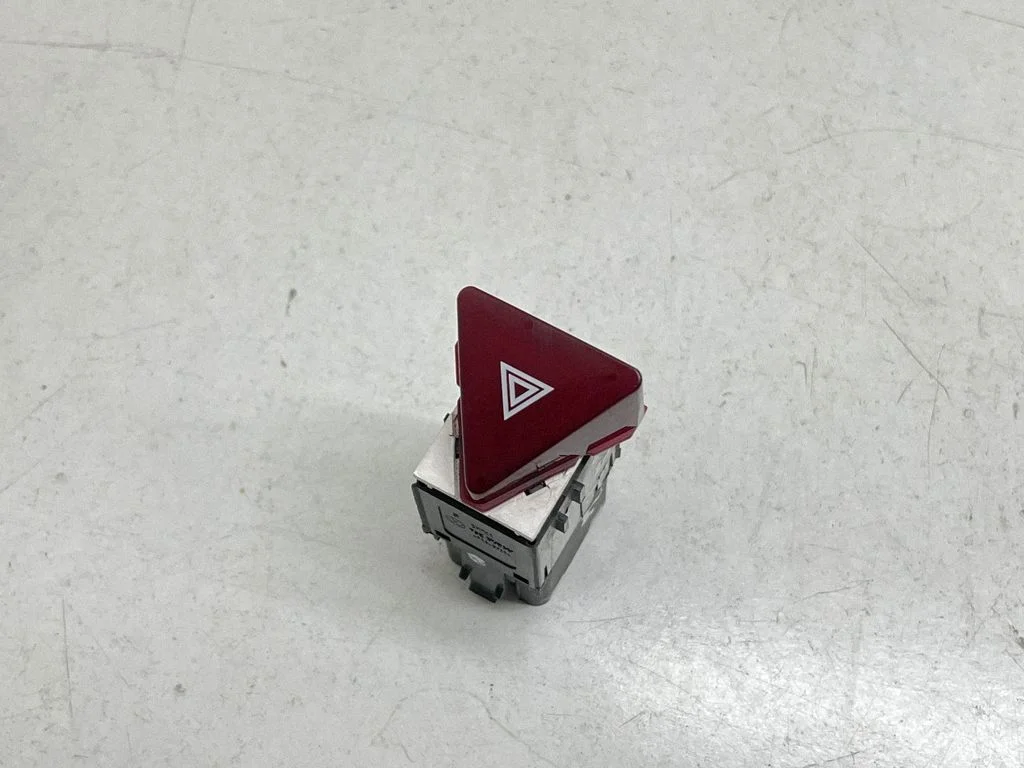 Hazard light switch 1T0953509B