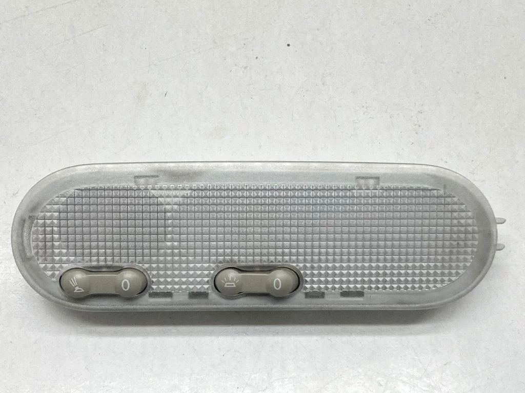 Interior lighting switch – Renault Kangoo II (2014-2021)