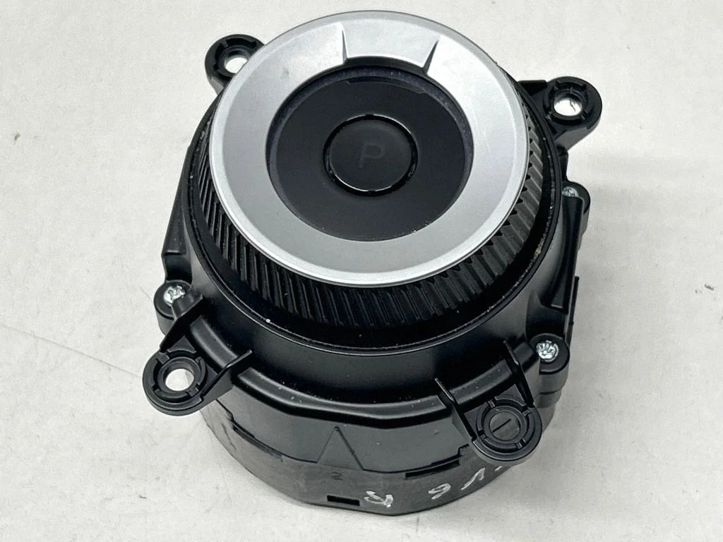 Gear shift switch/knob 467W0CV100KI