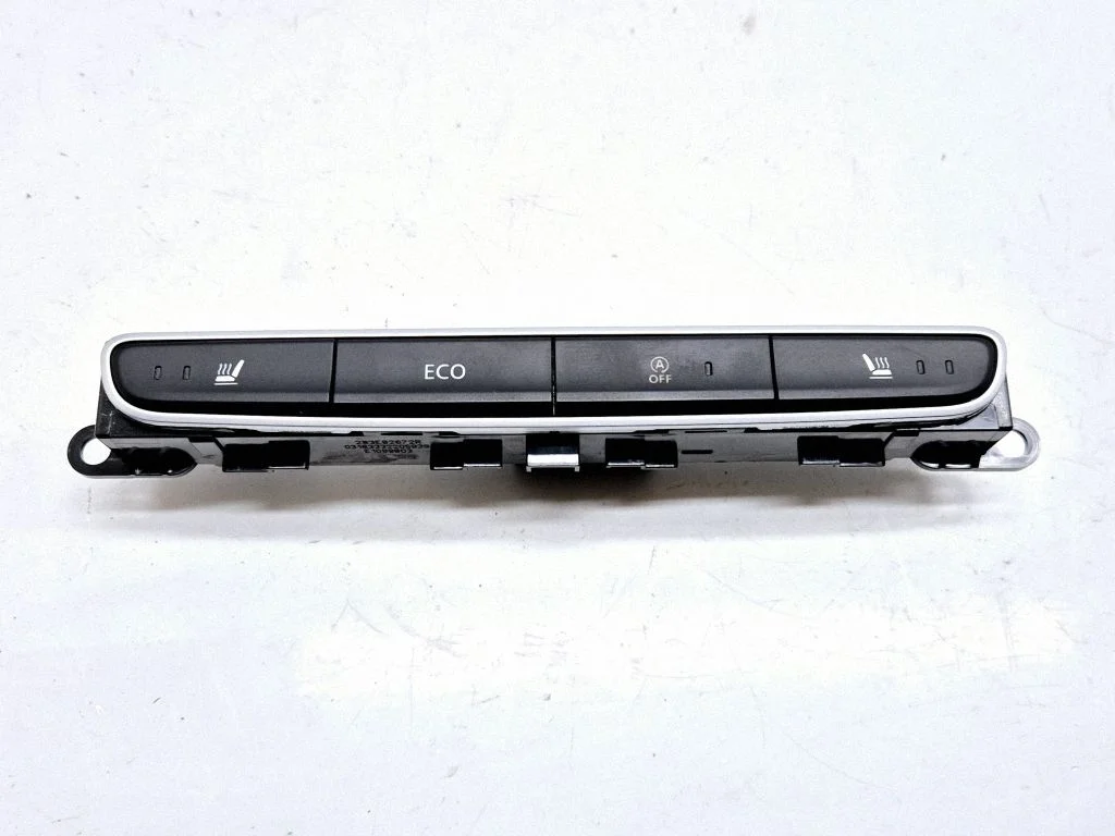 Seat heating switch 283E82672R