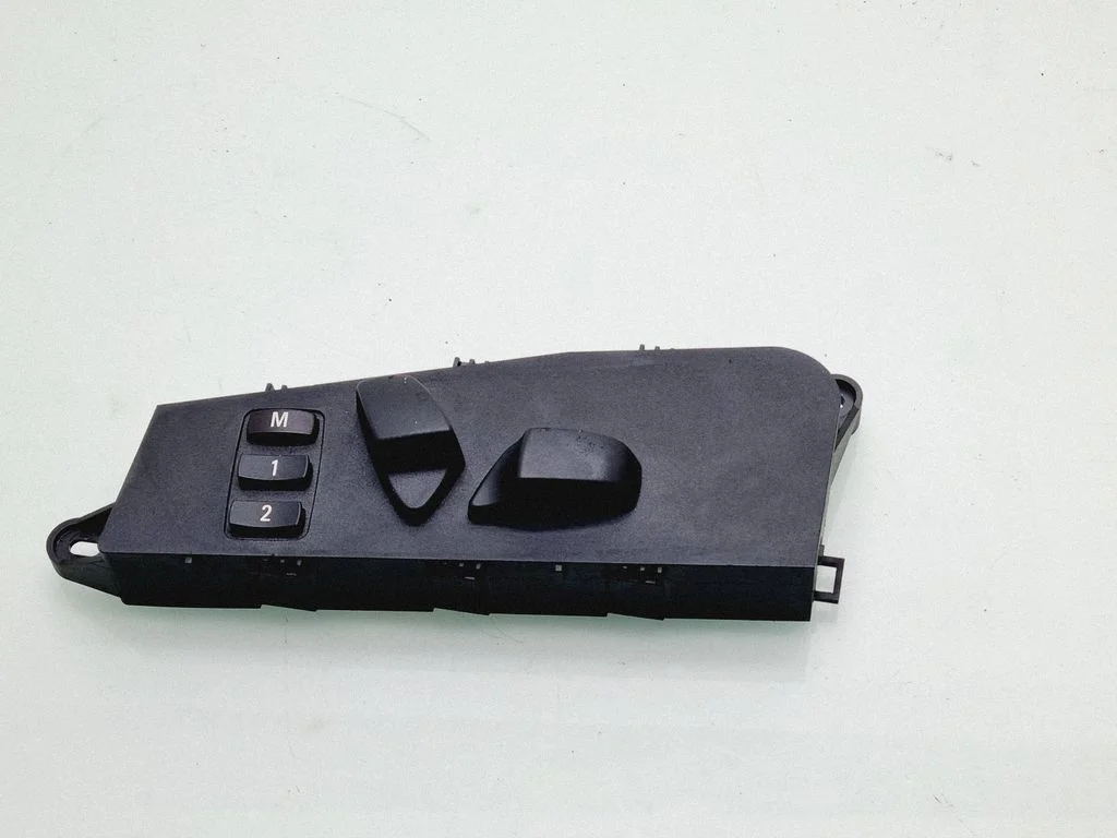 Seat control switch 6950768