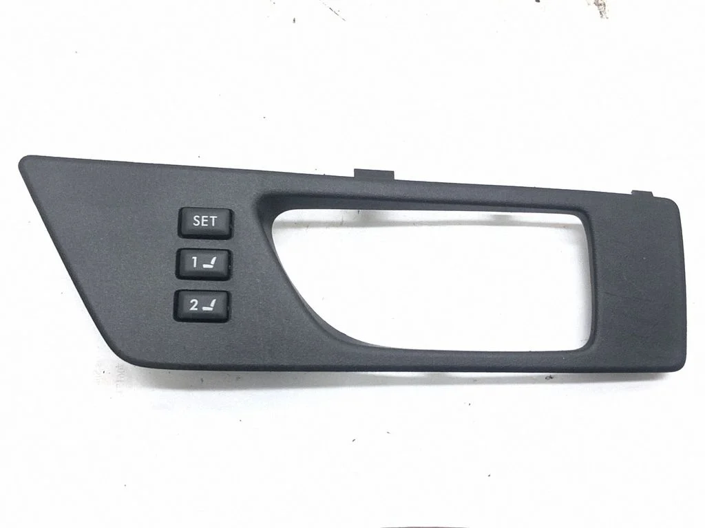 Seat control switch 94236AJ040